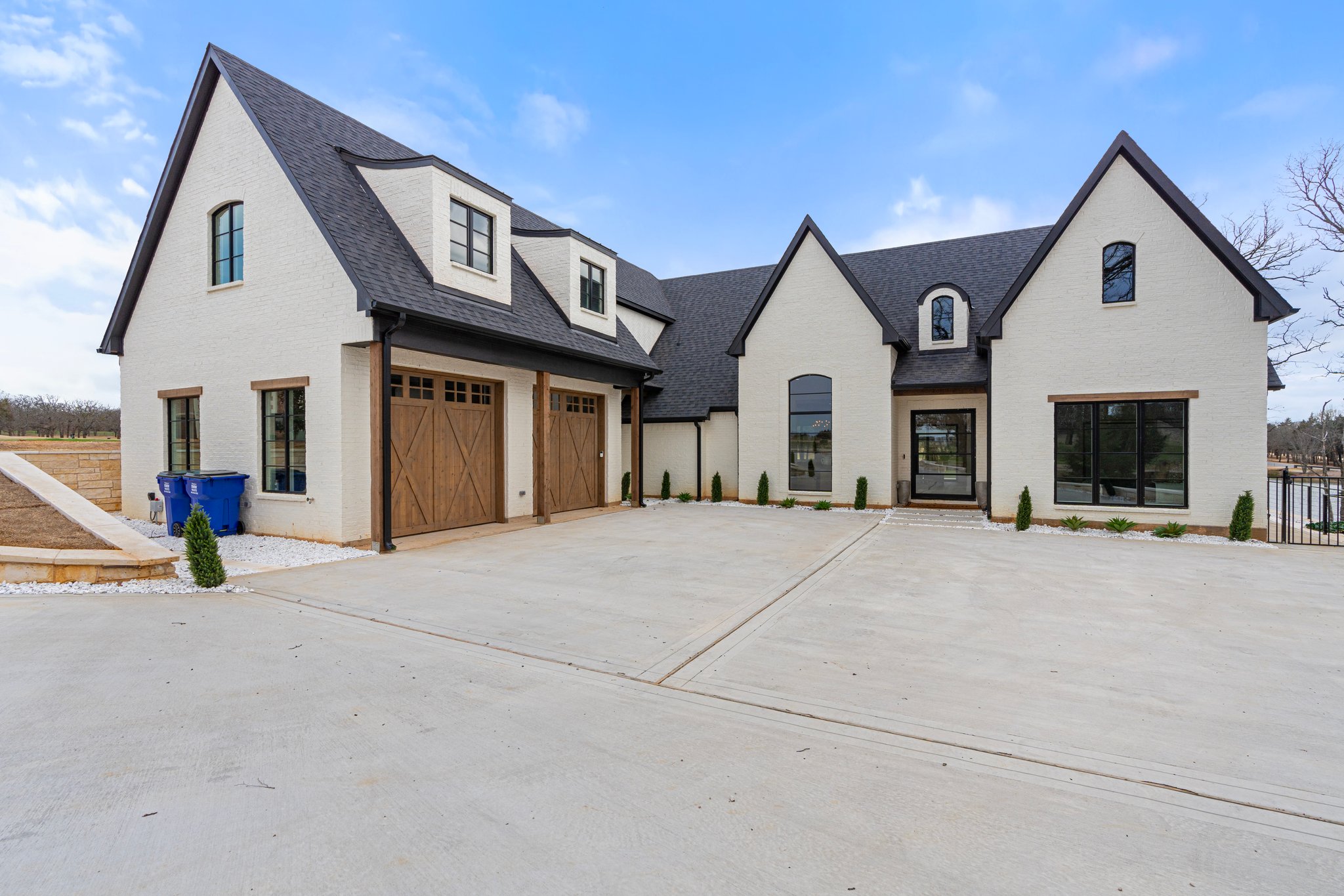 Toscana Circle Estate